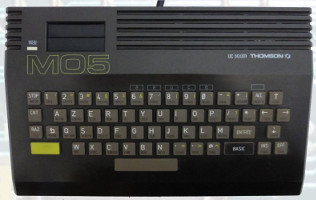 Thomson MO5 (1984) (ORD.0025.P/Funciona/Ebay/30-11-2015)